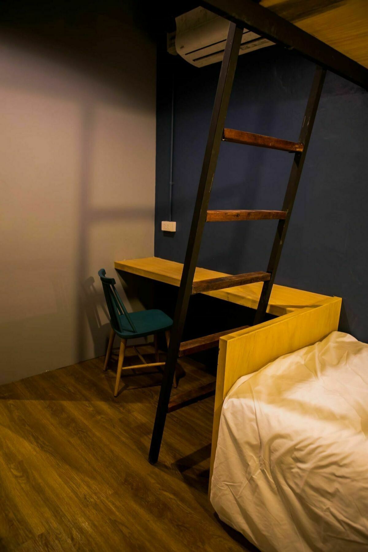 Silom Space Hostel Bangkok Luaran gambar