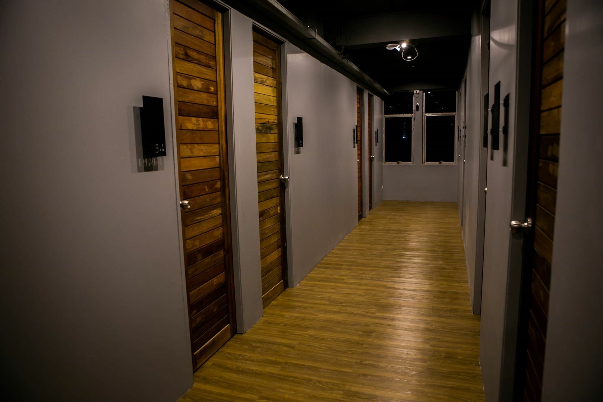 Silom Space Hostel Bangkok Luaran gambar