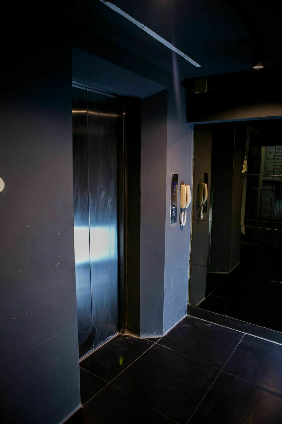 Silom Space Hostel Bangkok Luaran gambar
