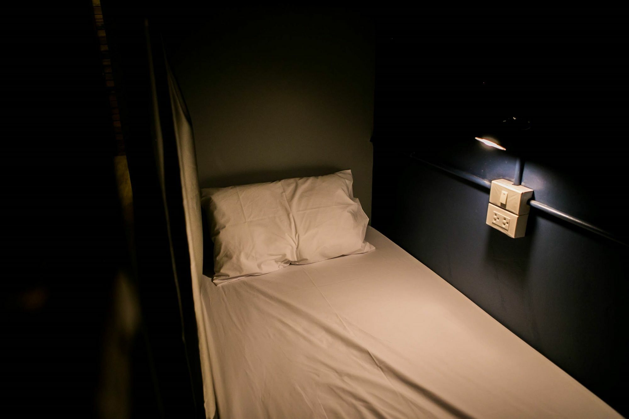 Silom Space Hostel Bangkok Luaran gambar